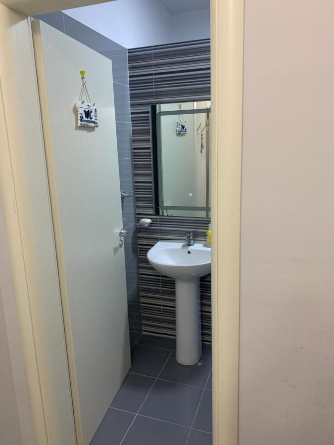Apartament Klea In Strandnaehe Toplage Durres Bagian luar foto
